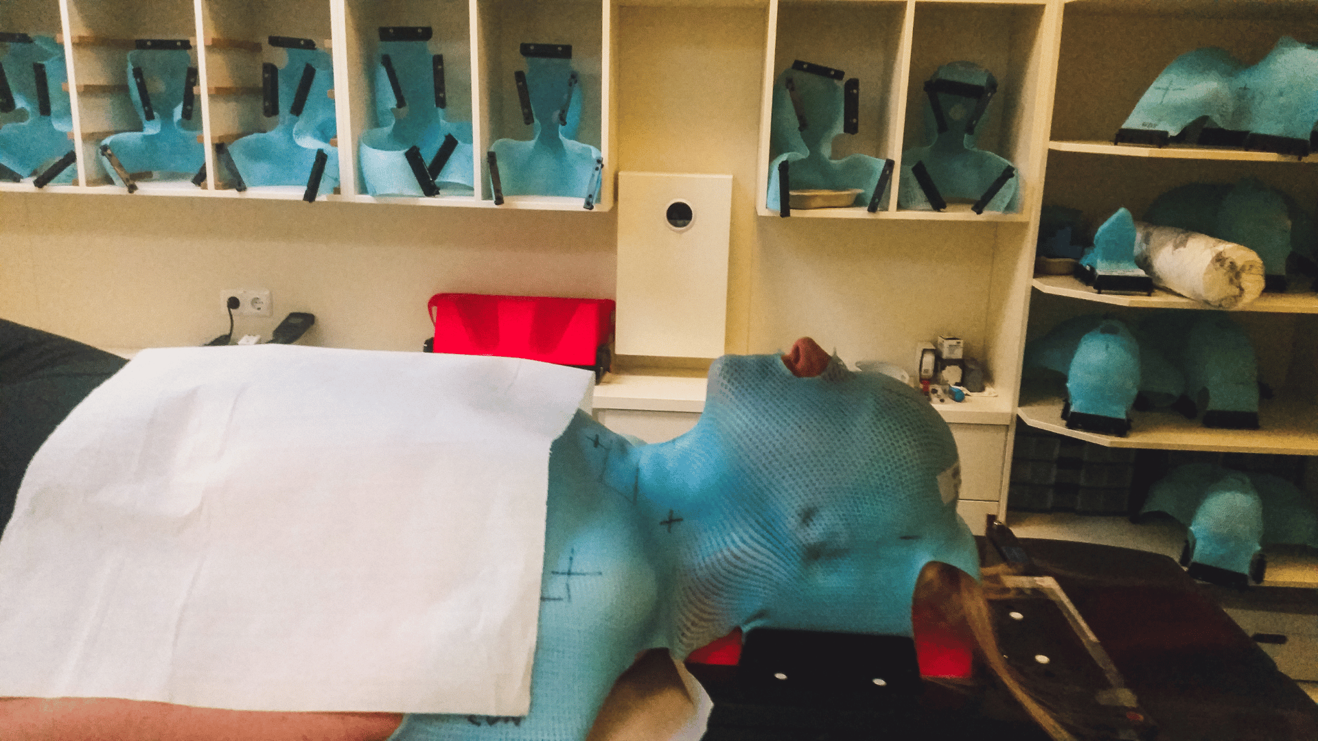 From Planning to Delivery: How Low-Attenuation Accessories Minimize Dosimetric Uncertainties